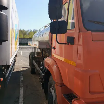 Автоцистерна модель 560354 на шасси КАМАЗ 43253  гос.№У638МР/18,  2014 г.в.