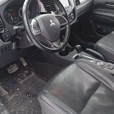 Mitsubishi OutlanderIII 2.4 г/н А233ТР18, 2014 г.в.