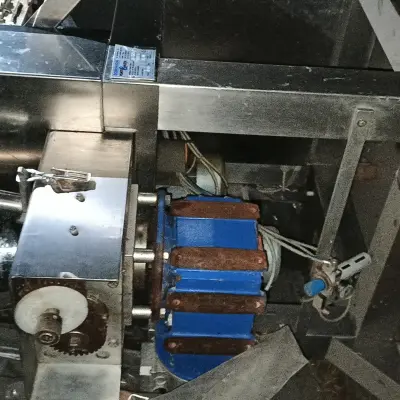 МАШИНА ДЛЯ ПРОИЗВОДСТВА ПЕЛЬМЕНЕЙ  D320 (Пельменный аппарат Dominioni D320)