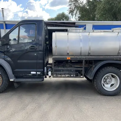 Автоцистерна ГАЗ-С41R13 гос.№ В708АС18, 2016 г.в.