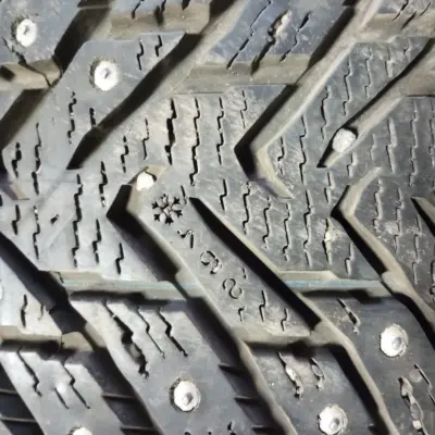 Шины Nokian Hakkapellita 8 195/65 R15 б/у