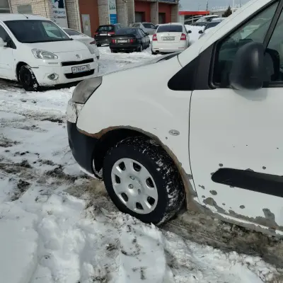 Автомобиль PEUGEOT PARTNER г/н Т967СР18, 2014 г.в.