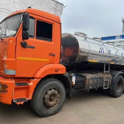 Автоцистерна на шасси КАМАЗ 560352 г/н  Е310АС18, 2014 г.в.