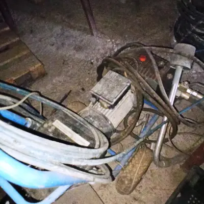 АГРЕГАТ БЕЗВОЗДУШНОГО РАСПЫЛЕНИЯ К1000, 2006 г.в.