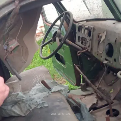 Шнекороторный снегоочиститель Д-470 машин на шасси ЗиЛ-157