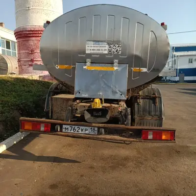 Автоцистерна  АЦПТ-9,5- 65115 на базе КАМАЗ гос.№ М762КР18, 2012 г.в.