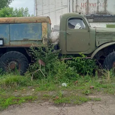 Шнекороторный снегоочиститель Д-470 машин на шасси ЗиЛ-157