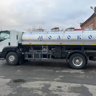 Автоцистерна на базе шасси ISUZU 560342  гос.№ С883УР18, 2016 г.в.