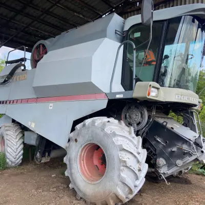 Зерноуборочный комбайн РСМ 101 Вектор, г/н 3774УУ 18, 2006 г.в.