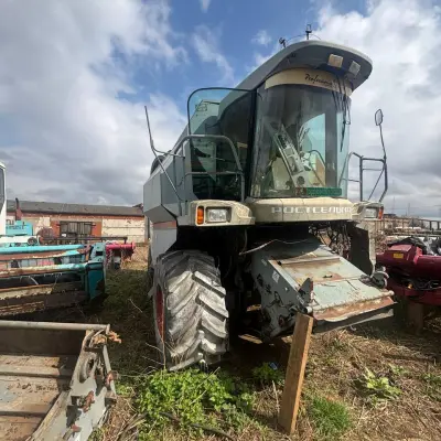 Зерноуборочный комбайн РСМ-101 Вектор, г/н 5301УС/18, 2004 г.в. (на запчасти)