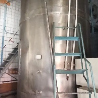 Лом нержавеющей стали с демонтажом (емкость)