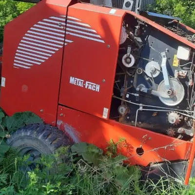 Пресс-подборщик: марка METAL FACH, модель Z562, 2015 г.в.