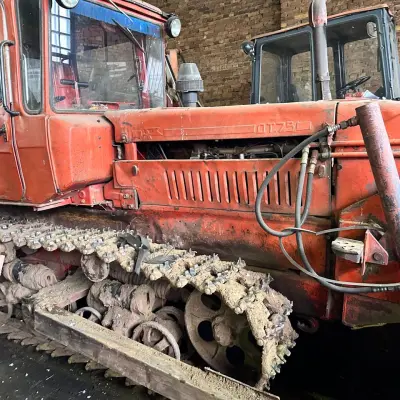 Гусеничный трактор ДТ-75 ДЕРС2 с бул. оборуд. г/н 0777УУ18, 2007 г.в.