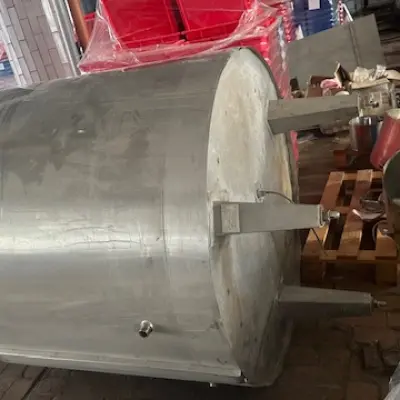 Ёмкости из нержавеющей стали АО «МИЛКОМ»