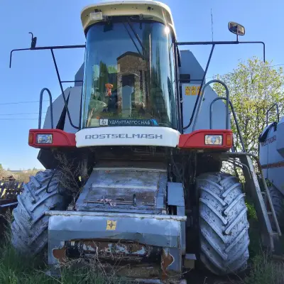 Зерноуборочный комбайн Вектор РСМ-101 1658УА18, 2008 г.в.