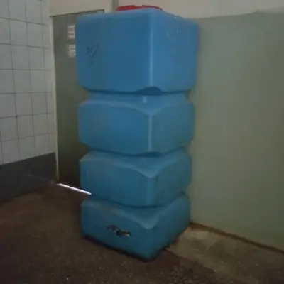 Еврокуб 1000л (емкость вертикальная) б/у