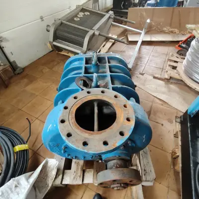 Оборудование (компрессоры, ресиверы, насосы, испарители и т.д.)