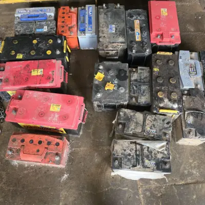 Аккумуляторы б/у (с неслитым электролитом)