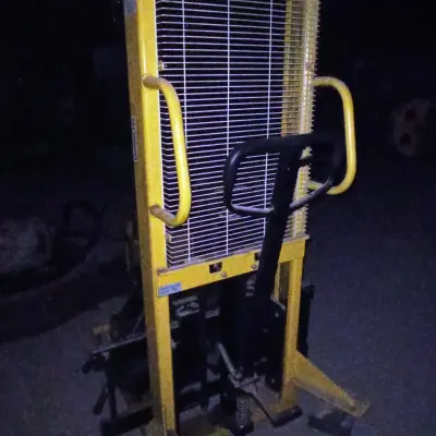 ШТАБЕЛЕР ГИДРАВЛИЧЕСКИЙ Xilin SDJ-1000, 2015 г.в.