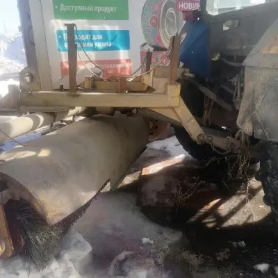 Фронтальный погрузчик на базе МТЗ-82 г/н18УЕ 0664, 2002 г.в.  и Прицеп тракторный 2ПТС4  Гос. № 0665УЕ18