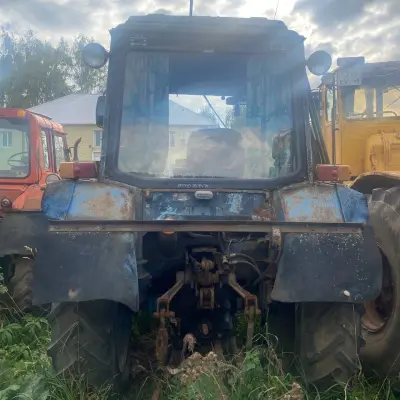 Трактор: марка МТЗ-80, гос. номер 8228УТ18, 1986 г.в.