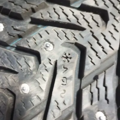 Шины Nokian Hakkapellita 8 195/65 R15 б/у