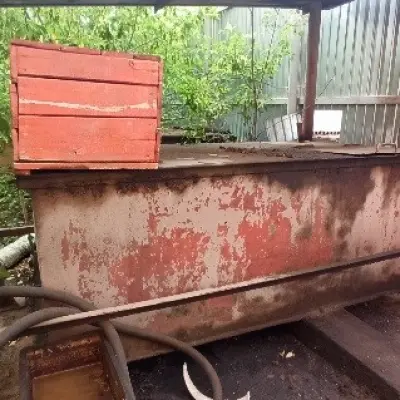 Ёмкости из-под обработанного масла, V=3,6 куб.м