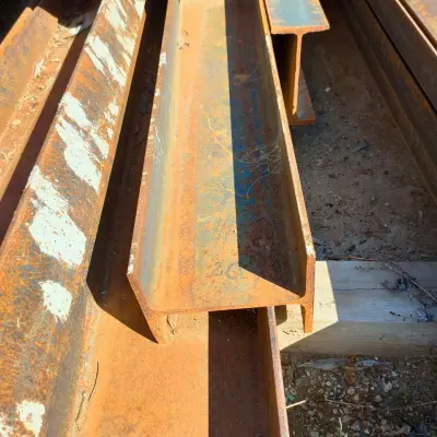 Балка двутавровая (лотом)