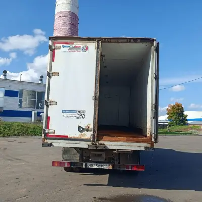 Грузовой фургон КАМАЗ-53215, г/н М825КР18, 2007 г.в.