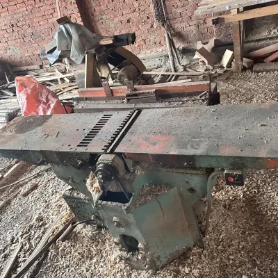 Деревообрабатывающий станок