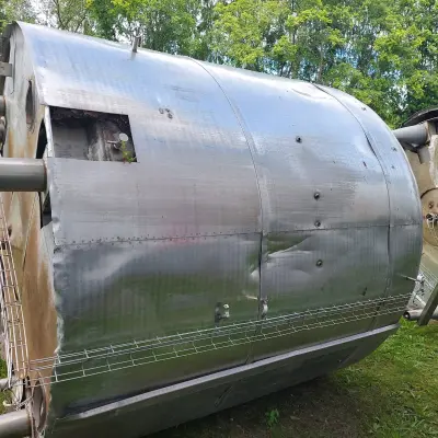 Резервуары универсальные б/у Я-1 ОСВ-10 - 2 шт