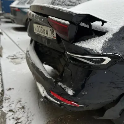 Автомобиль Geely EMGRAND 1,5 AT, 2023 г/н Н003КА18 (после ДТП)