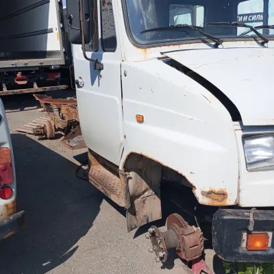 Эвакуатор на базе ЗИЛ-5301ЕО г/н О097КА18, 2002 г.в. (НА РАЗБОР)