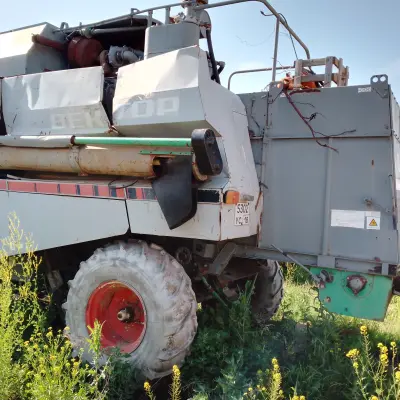 Зерноуборочный комбайн РСМ 101 Вектор, г/н 5302УС/18, 2005 г.в.