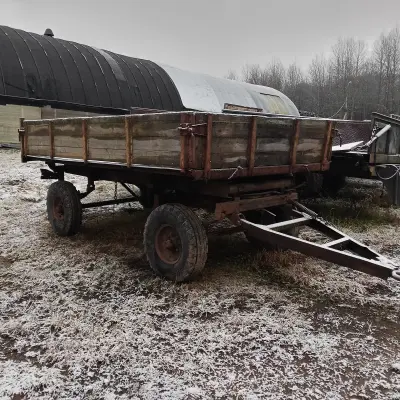 Тракторный прицеп 2ПТС-4, г/н 2720 УО/18, 1991 г.в.