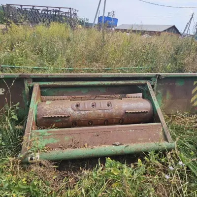 Подборщик к зерноуборочному комбайну Дон 1500Б