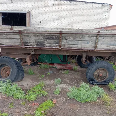 Тракторный прицеп (без документов)