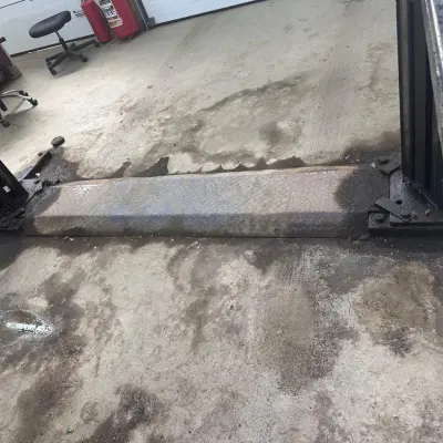 Подъемник автомобильный винтовой П180Д, 2000 г.в.