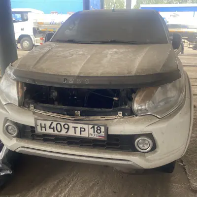 Автомобиль MITSUBISHI L200 2.4 г/н Н409ТР18, 2015 г.в.