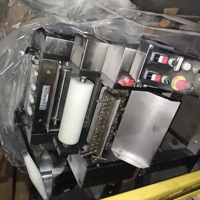 МАШИНА ДЛЯ ПРОИЗВОДСТВА ПЕЛЬМЕНЕЙ  D320 (Пельменный аппарат Dominioni D320)