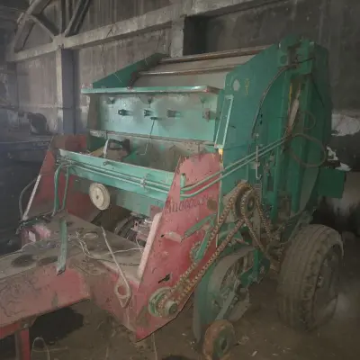 Пресс-подборщик: марка ПРФ, модель 145, 2010 г.в.