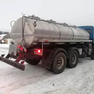 Автомобиль цистерна КАМАЗ 56774 0000010- 02, г/н Е001АС18, 2017 г.в.