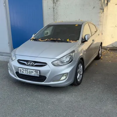 HYUNDAI SOLARIS г/н В215ВР18, 2013 г.в.