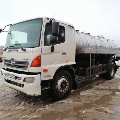 Автоцистерна 560337 на шасси HINO г/н О901РР18, 2014 г.в.