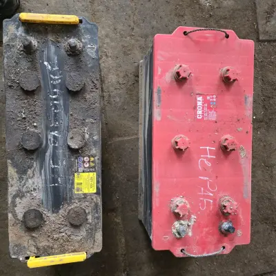 Аккумуляторы б/у (с неслитым электролитом)