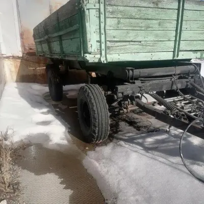 Фронтальный погрузчик на базе МТЗ-82 г/н18УЕ 0664, 2002 г.в.  и Прицеп тракторный 2ПТС4  Гос. № 0665УЕ18