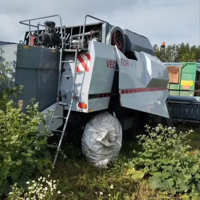 Зерноуборочный комбайн РСМ-101 Вектор -410 г/н 02-59УА18, 2011 г.в.