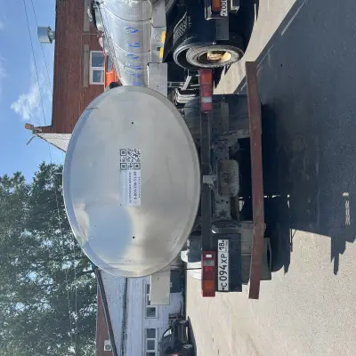 Автоцистерна  на шасси КАМАЗ 560301 гос.№ С094ХР18, 2013 г.в.