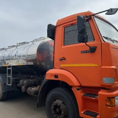 Автоцистерна на шасси КАМАЗ 560352 г/н  Е310АС18, 2014 г.в.