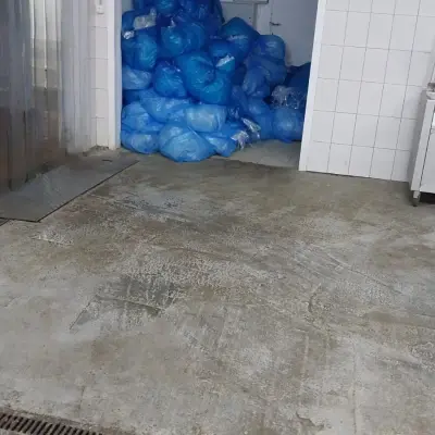 Отходы вторсырья - макулатура и пленка полиэтилена, полипропилена, канистры